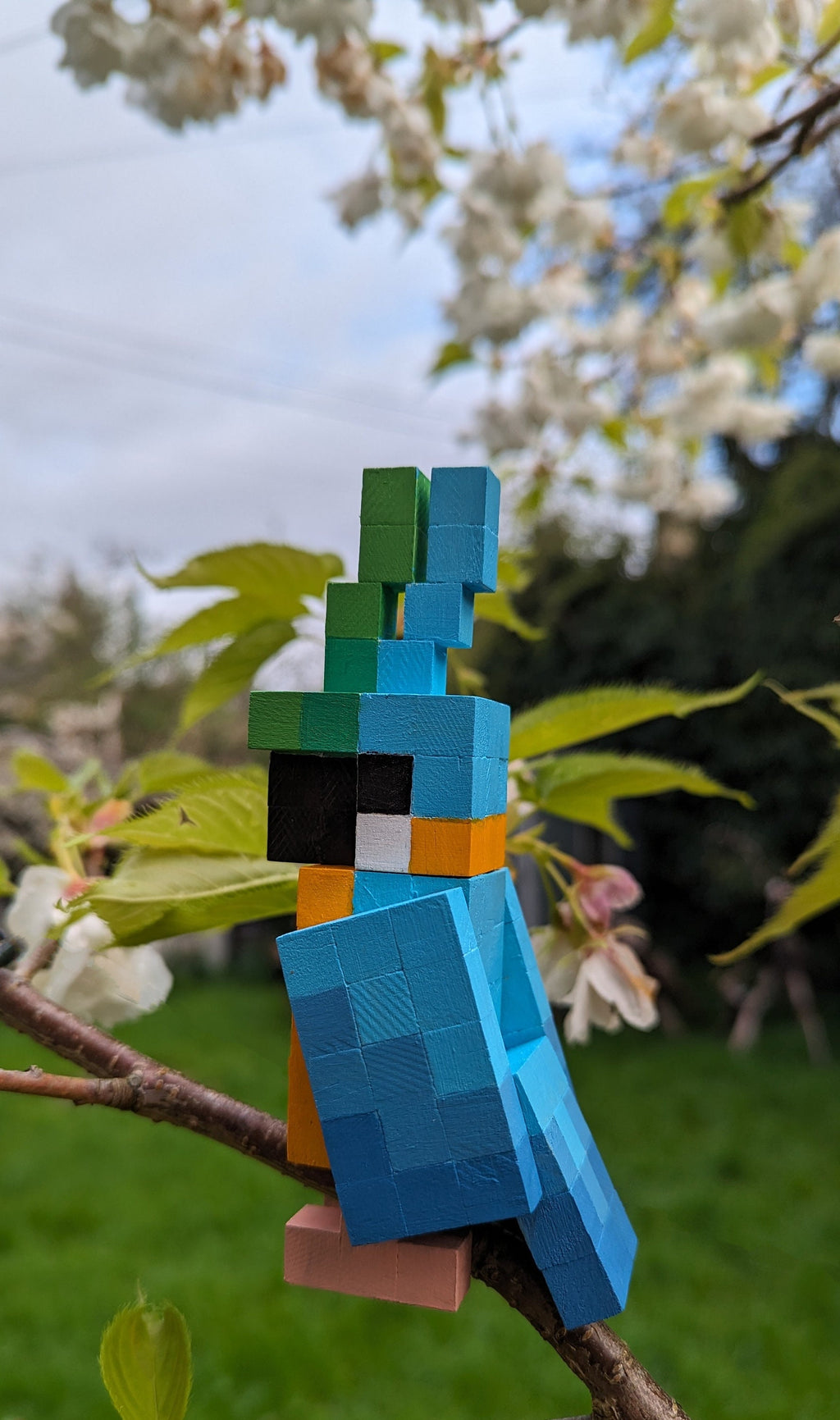 Wooden block Minecraft inspired hand painted Blue Macaw, parrot/bird.