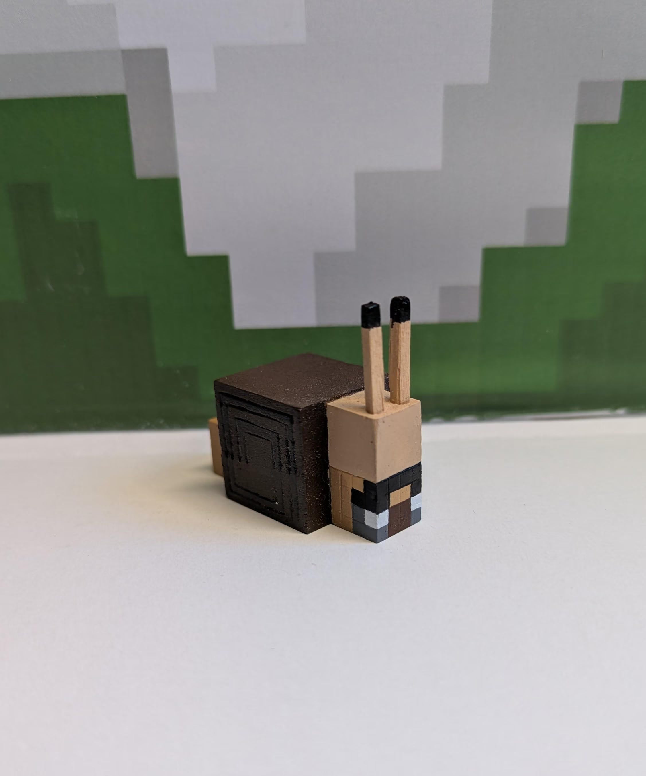 Handcrafted Life Series Snails - Wooden Minecraft Wild Life Characters