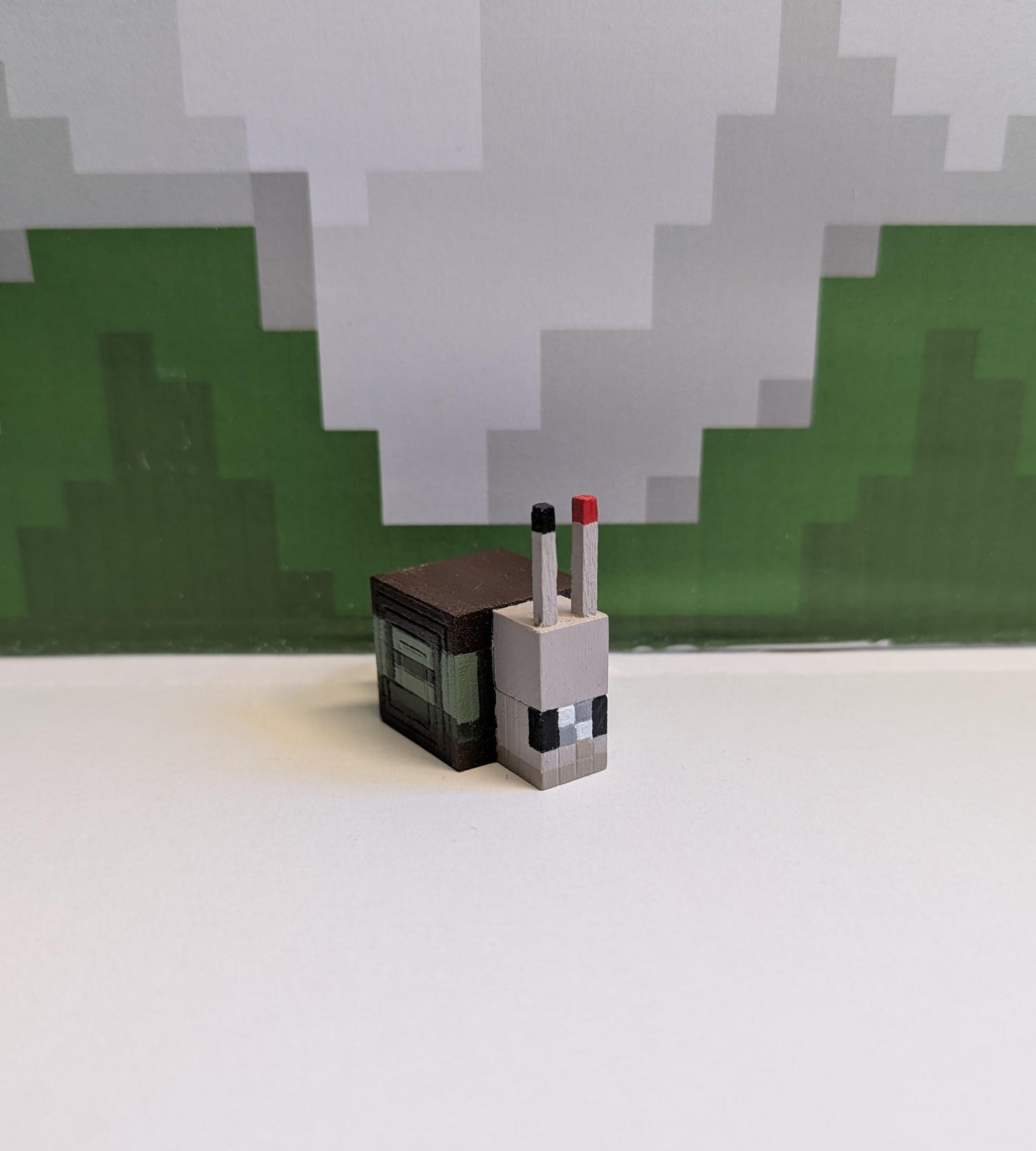 Handcrafted Life Series Snails - Wooden Minecraft Wild Life Characters