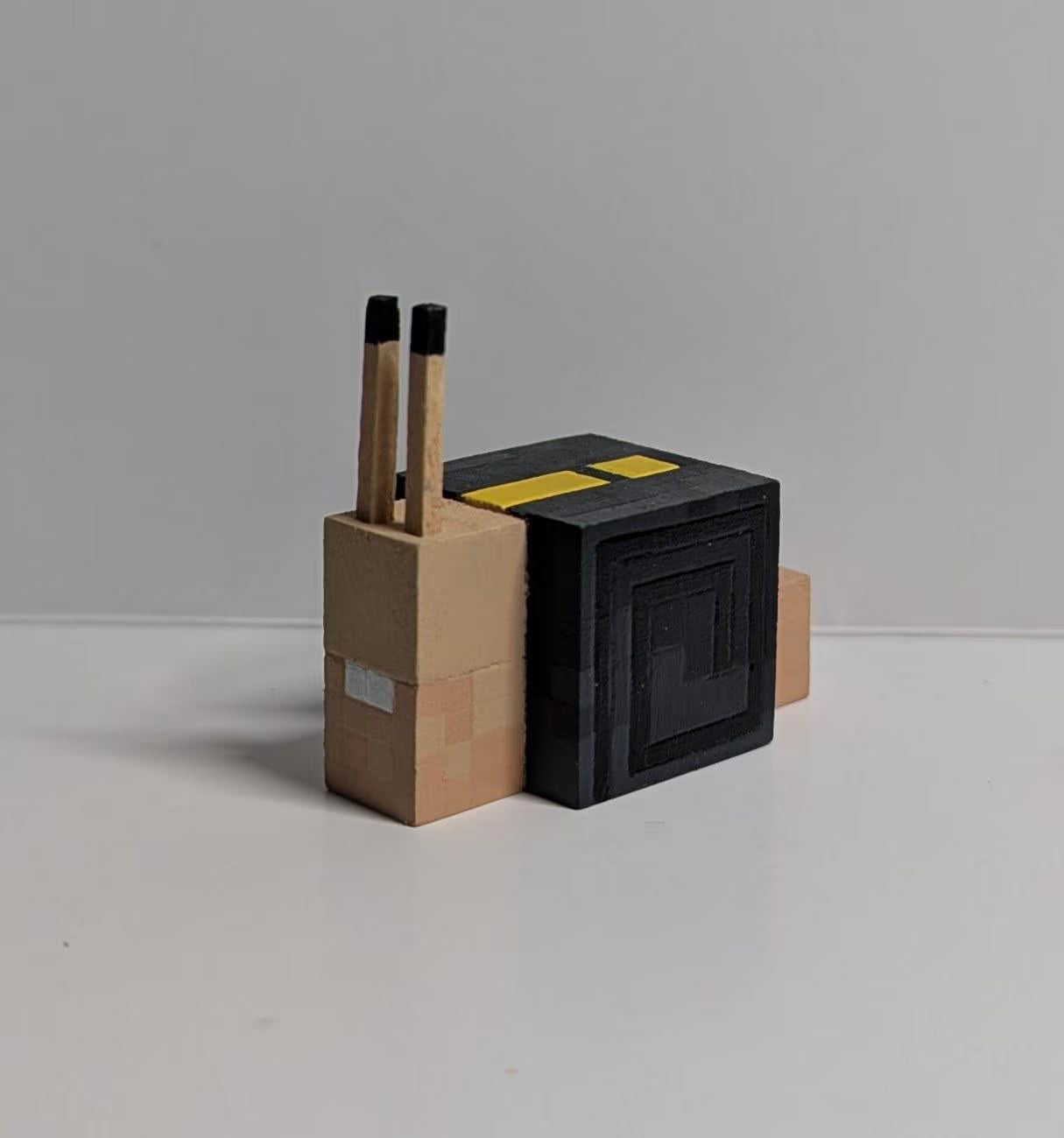 Handcrafted Life Series Snails - Wooden Minecraft Wild Life Characters